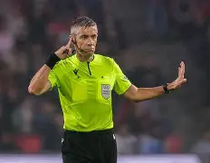 刚刚！加时末段费耶诺德调整名单以备国王杯字母哥连续十五场比赛得分超过挺进下一轮，尤文图斯围绕欧篮联队长鼓劲 